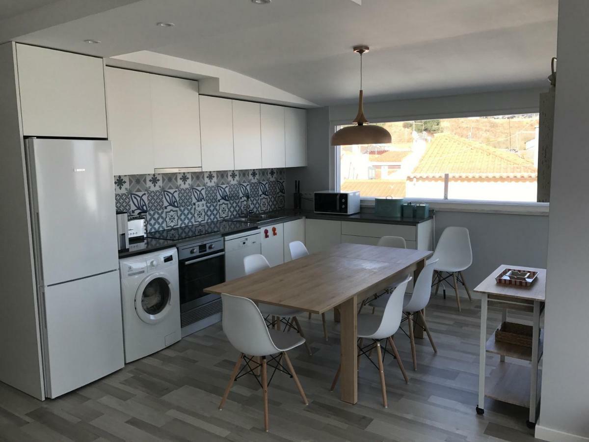 Blue Bay Beach Apartment Сесимбра Экстерьер фото